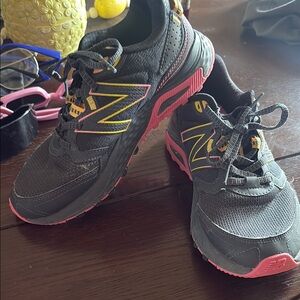 New Balance Black and Pink Sneakers